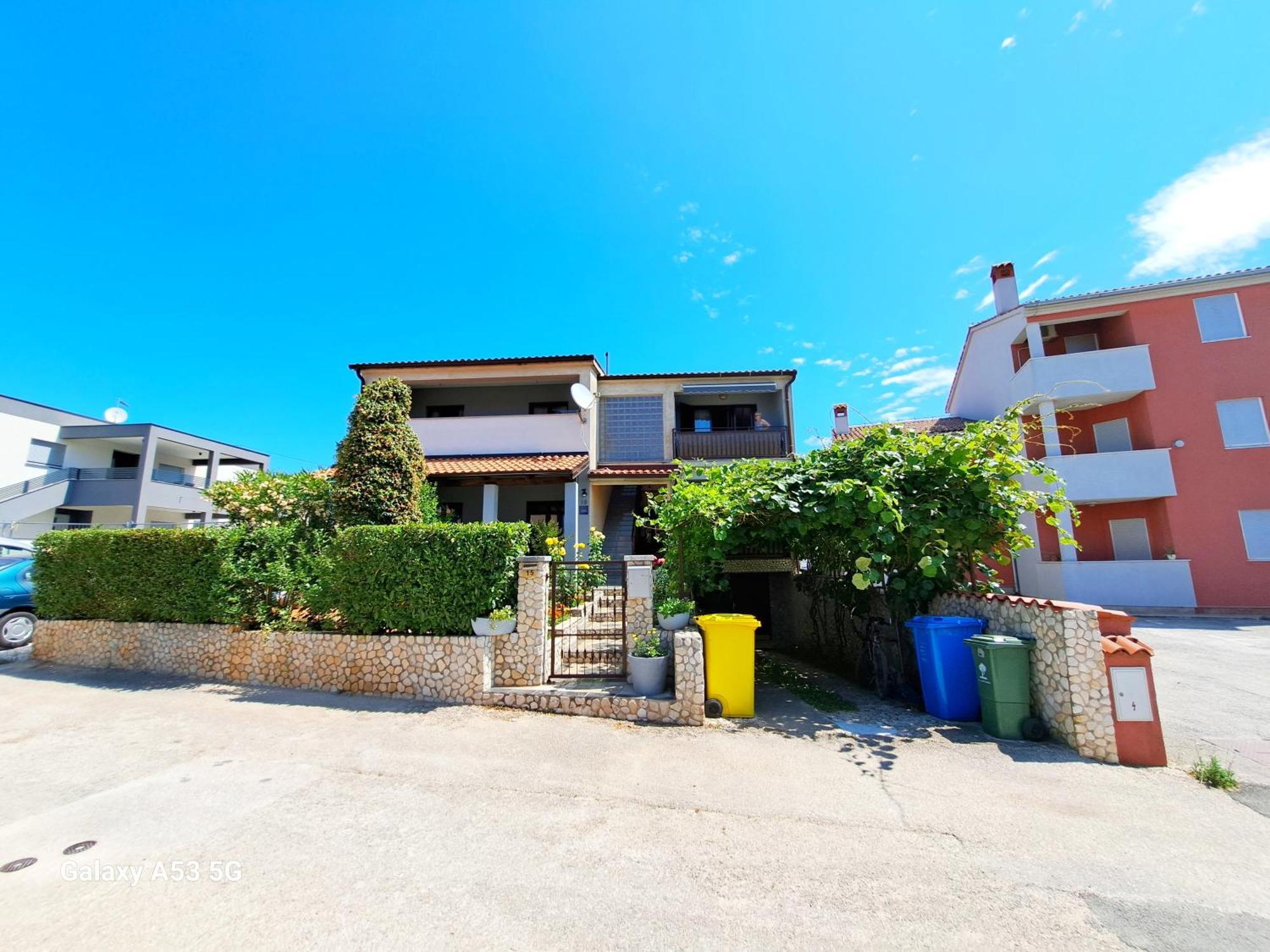Apartamento Aparments Orange & Blue Fažana Exterior foto
